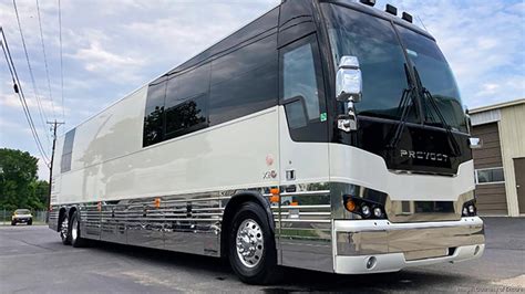 encore luxury coach leasing.